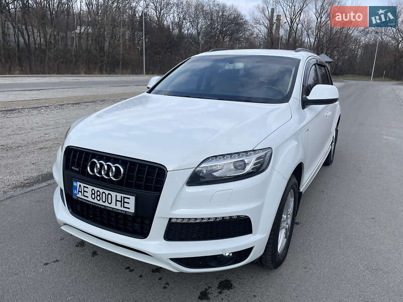 Позашляховик / Кросовер Audi Q7 2014 в Дніпрі