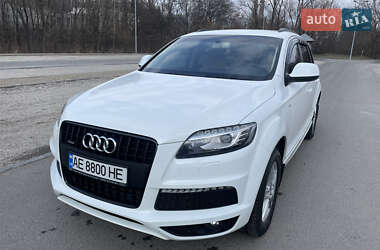 Позашляховик / Кросовер Audi Q7 2014 в 