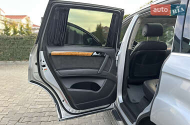 Позашляховик / Кросовер Audi Q7 2014 в 