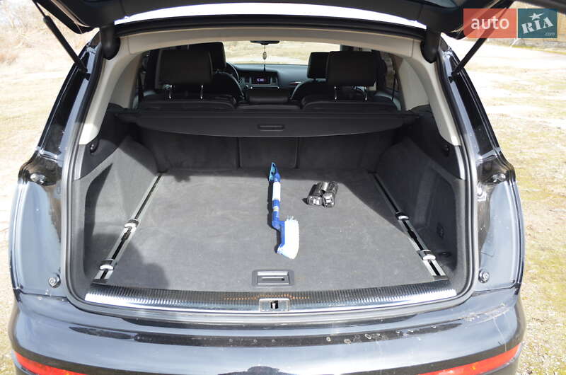 Внедорожник / Кроссовер Audi Q7 2011 в Житомире
