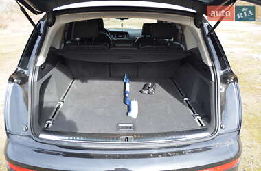 Внедорожник / Кроссовер Audi Q7 2011 в 