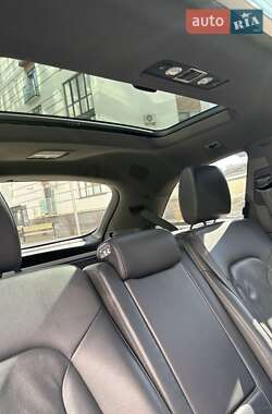 Внедорожник / Кроссовер Audi Q7 2013 в 