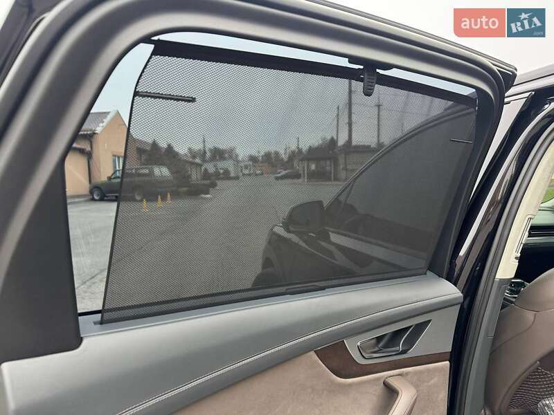 Внедорожник / Кроссовер Audi Q7 2016 в Днепре