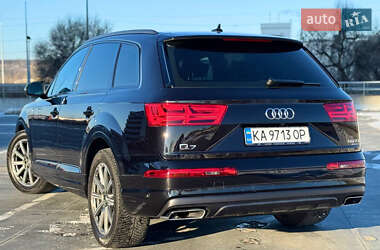 Позашляховик / Кросовер Audi Q7 2019 в Києві