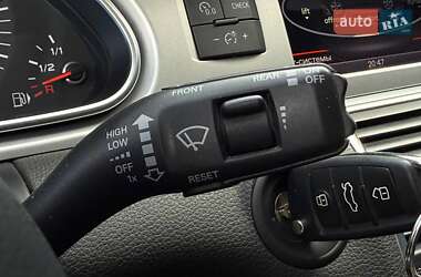 Позашляховик / Кросовер Audi Q7 2013 в 