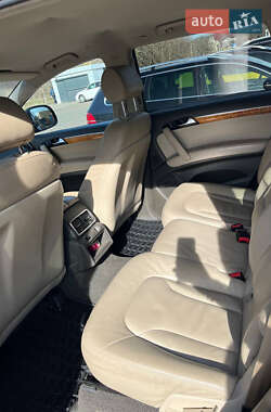 Внедорожник / Кроссовер Audi Q7 2006 в 