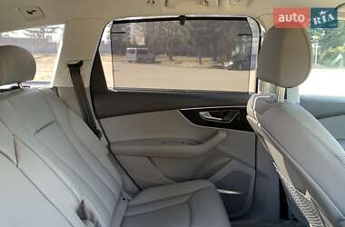 Внедорожник / Кроссовер Audi Q7 2022 в 