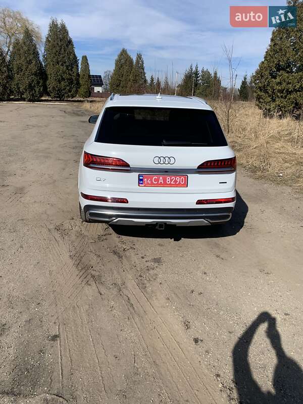 Позашляховик / Кросовер Audi Q7 2022 в Дрогобичі
