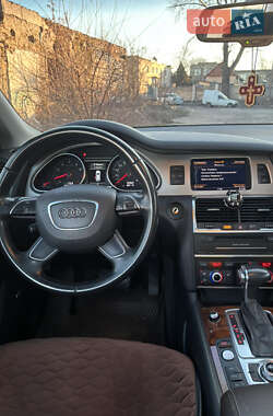 Позашляховик / Кросовер Audi Q7 2015 в Білгороді-Дністровському