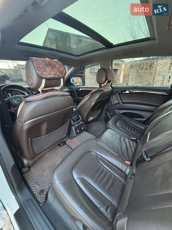 Позашляховик / Кросовер Audi Q7 2015 в Білгороді-Дністровському фото 41 Позашляховик / Кросовер Audi Q7 2015 в Білгороді-Дністровському