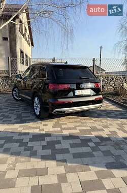 Внедорожник / Кроссовер Audi Q7 2017 в Нежине