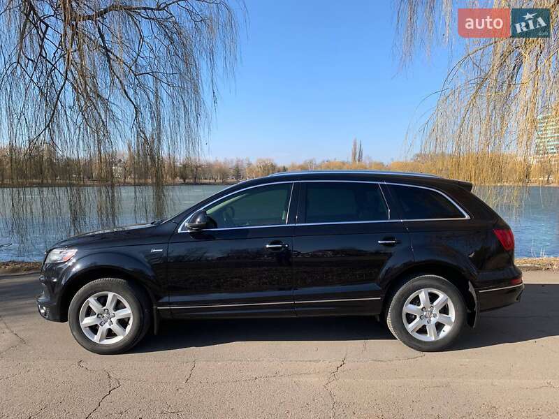 Audi Q7 2014
