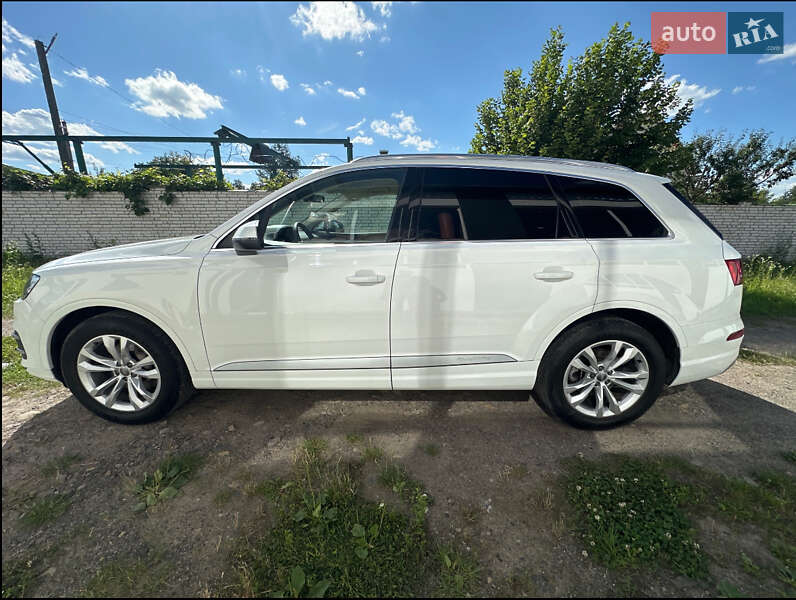 Внедорожник / Кроссовер Audi Q7 2018 в Львове