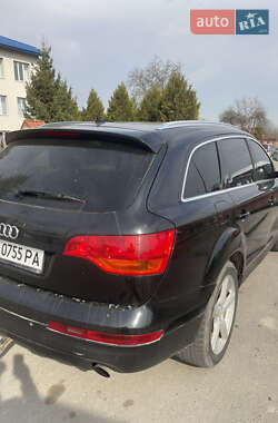 Внедорожник / Кроссовер Audi Q7 2007 в 