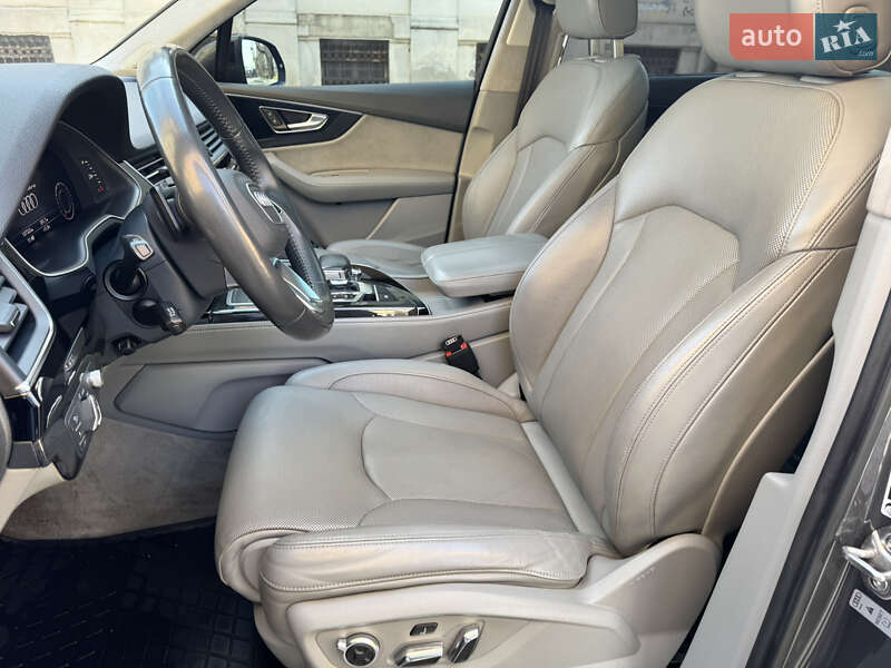 Внедорожник / Кроссовер Audi Q7 2018 в Черновцах