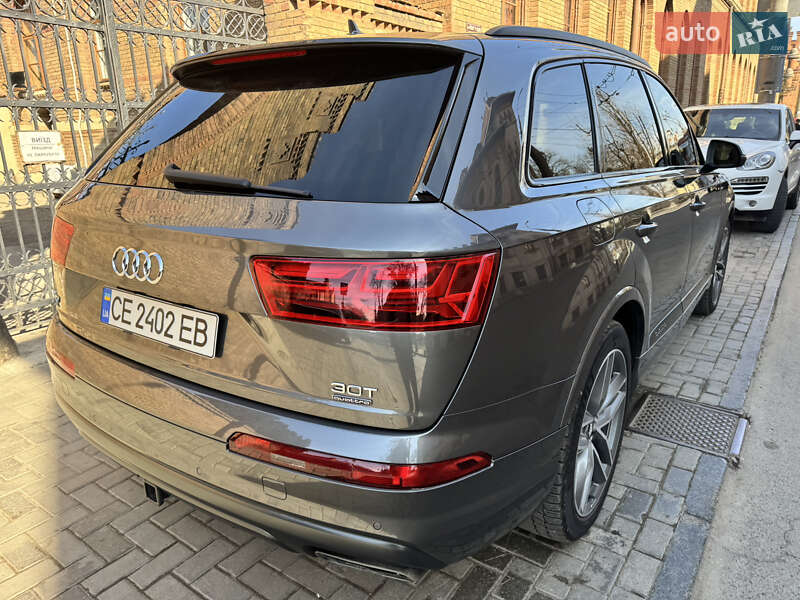 Внедорожник / Кроссовер Audi Q7 2018 в Черновцах