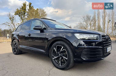 Внедорожник / Кроссовер Audi Q7 2015 в Дубно