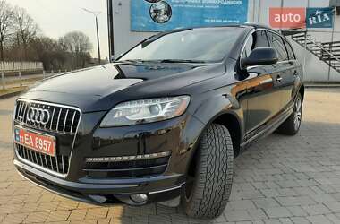 Позашляховик / Кросовер Audi Q7 2012 в 