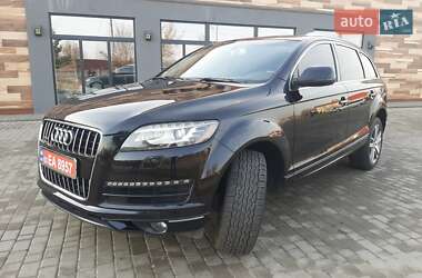 Позашляховик / Кросовер Audi Q7 2012 в 