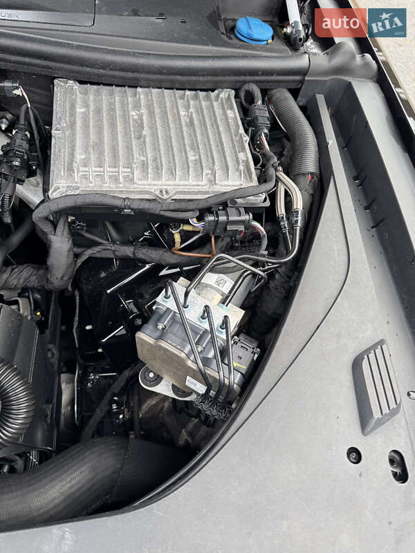 Внедорожник / Кроссовер Audi Q7 2015 в Дубно