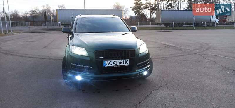 Позашляховик / Кросовер Audi Q7 2010 в Ковелі
