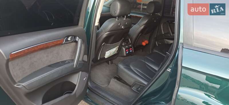 Позашляховик / Кросовер Audi Q7 2010 в Ковелі