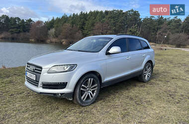 Внедорожник / Кроссовер Audi Q7 2008 в 