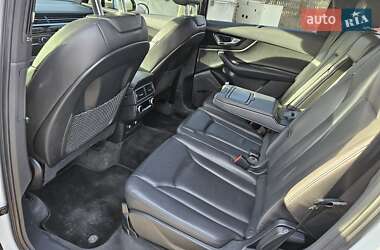 Внедорожник / Кроссовер Audi Q7 2018 в 