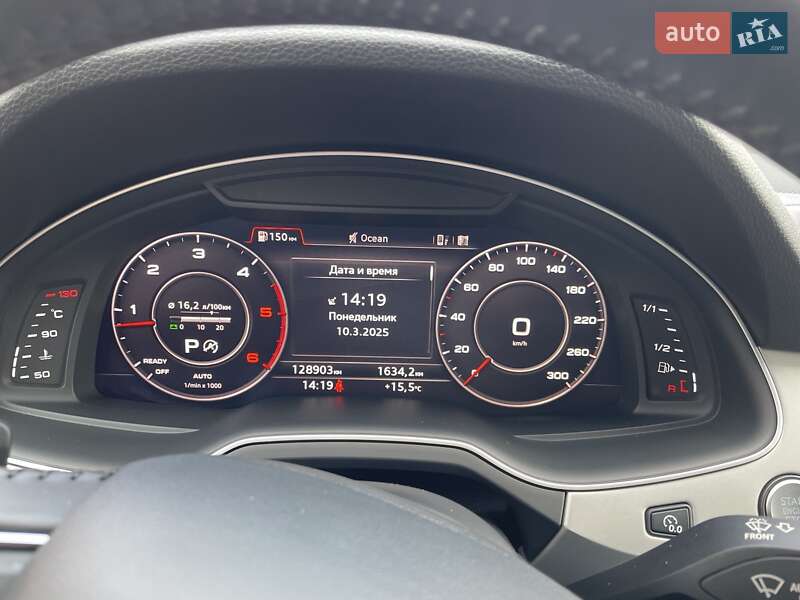 Позашляховик / Кросовер Audi Q7 2016 в Львові