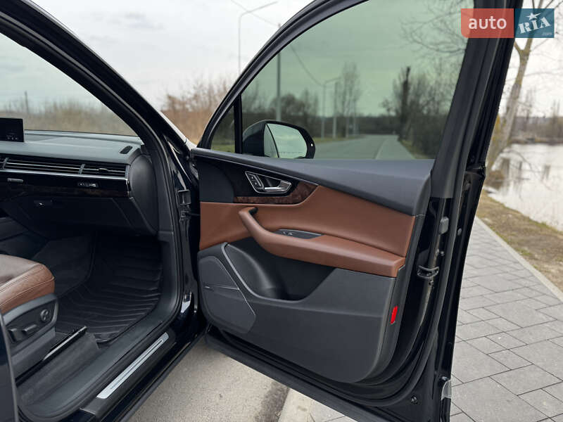 Внедорожник / Кроссовер Audi Q7 2016 в Киеве фото 53 Внедорожник / Кроссовер Audi Q7 2016 в Киеве