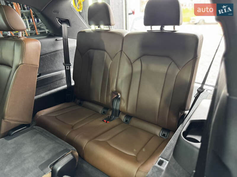 Внедорожник / Кроссовер Audi Q7 2016 в Киеве фото 73 Внедорожник / Кроссовер Audi Q7 2016 в Киеве