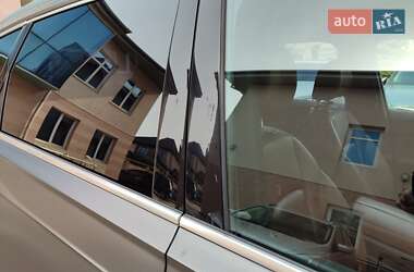 Внедорожник / Кроссовер Audi Q7 2015 в 