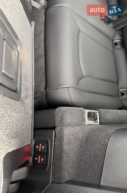 Позашляховик / Кросовер Audi Q7 2023 в 
