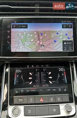 Позашляховик / Кросовер Audi Q7 2023 в 