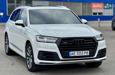 Внедорожник / Кроссовер Audi Q7 2016 в Днепре