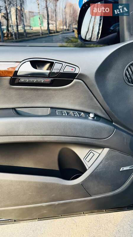 Внедорожник / Кроссовер Audi Q7 2015 в Киеве фото 61 Внедорожник / Кроссовер Audi Q7 2015 в Киеве