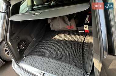 Внедорожник / Кроссовер Audi Q7 2015 в 