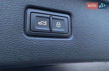 Внедорожник / Кроссовер Audi Q7 2022 в 