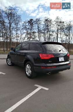 Внедорожник / Кроссовер Audi Q7 2006 в 