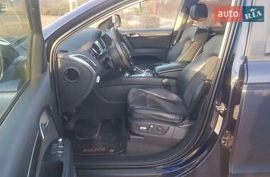 Внедорожник / Кроссовер Audi Q7 2012 в 
