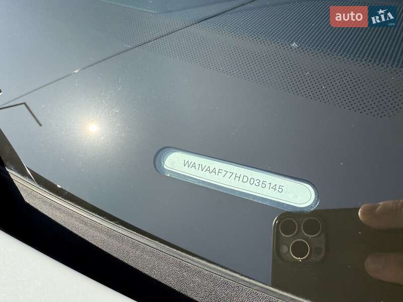 Внедорожник / Кроссовер Audi Q7 2016 в Ужгороде