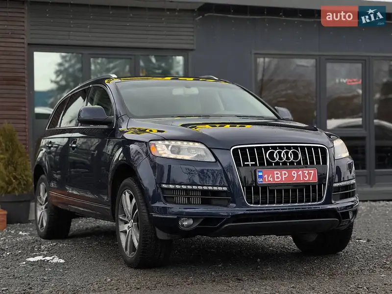 Внедорожник / Кроссовер Audi Q7 2012 в 