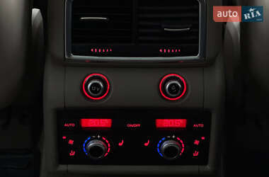 Внедорожник / Кроссовер Audi Q7 2012 в 