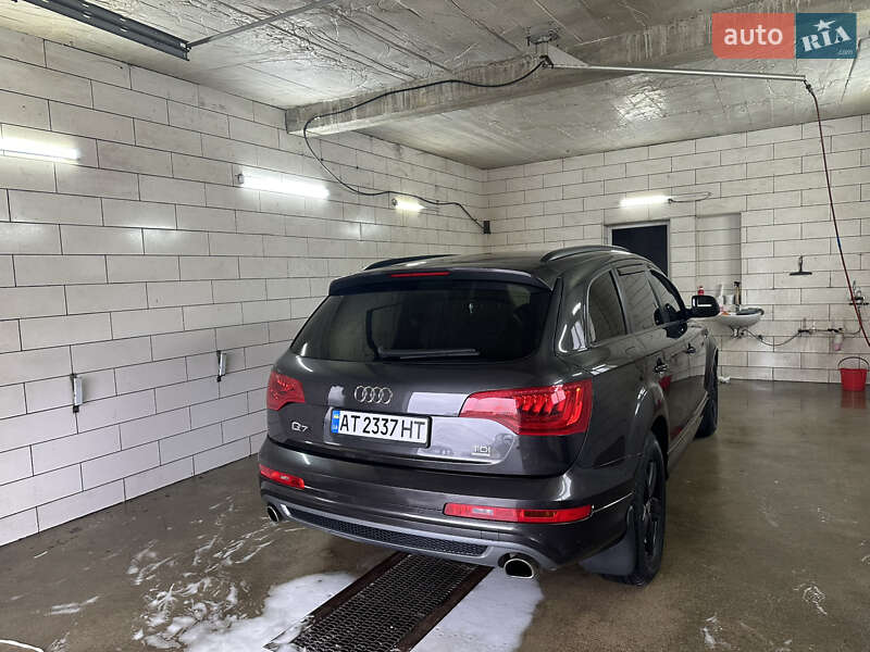 Audi Q7 2012