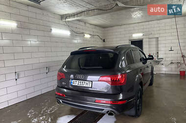 Внедорожник / Кроссовер Audi Q7 2012 в 