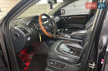 Внедорожник / Кроссовер Audi Q7 2012 в 