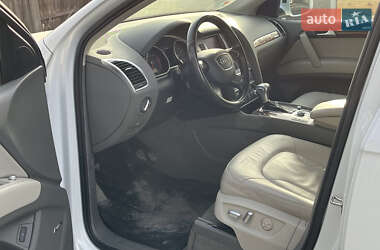 Внедорожник / Кроссовер Audi Q7 2012 в 