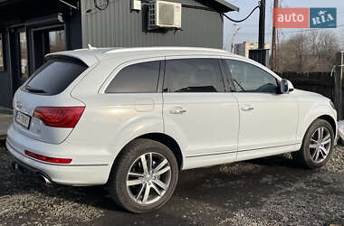 Внедорожник / Кроссовер Audi Q7 2012 в 