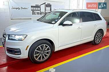 Внедорожник / Кроссовер Audi Q7 2017 в 