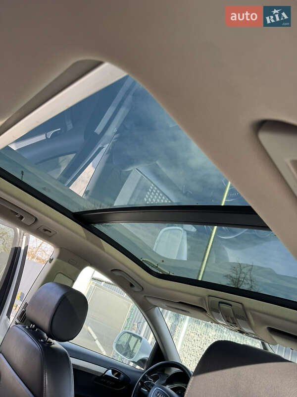 Внедорожник / Кроссовер Audi Q7 2015 в Самборе